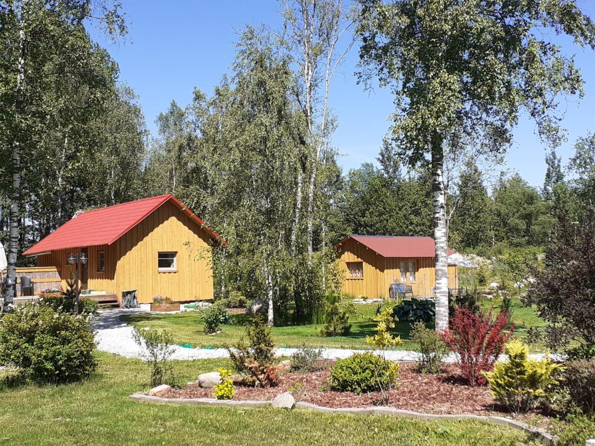 Hueueru Puhkemajad Guest House Huuru Exterior photo